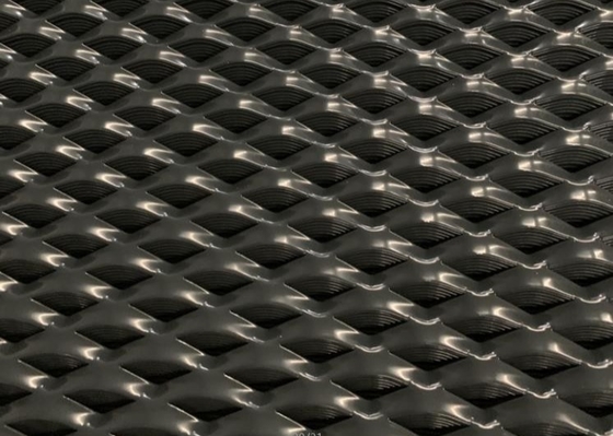 el polvo de Diamond Black Expanded Metal Mesh de la anchura del 1.8m cubrió de aluminio