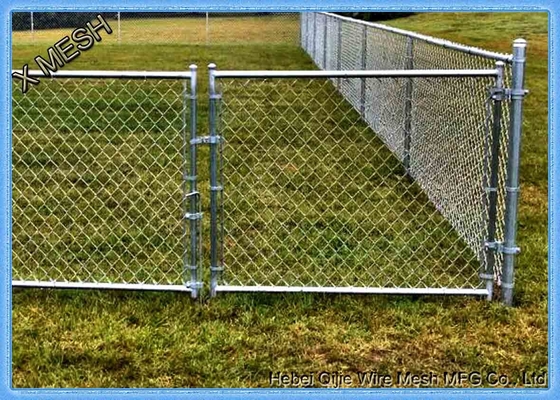 El PVC verde cubrió la cerca de la alambrada de 2inch los 6FT para Sportsground