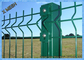 La cerca revestida de la malla de alambre del polvo verde artesona el acero soldado con autógena cubierto perímetro de la cerca de alambre