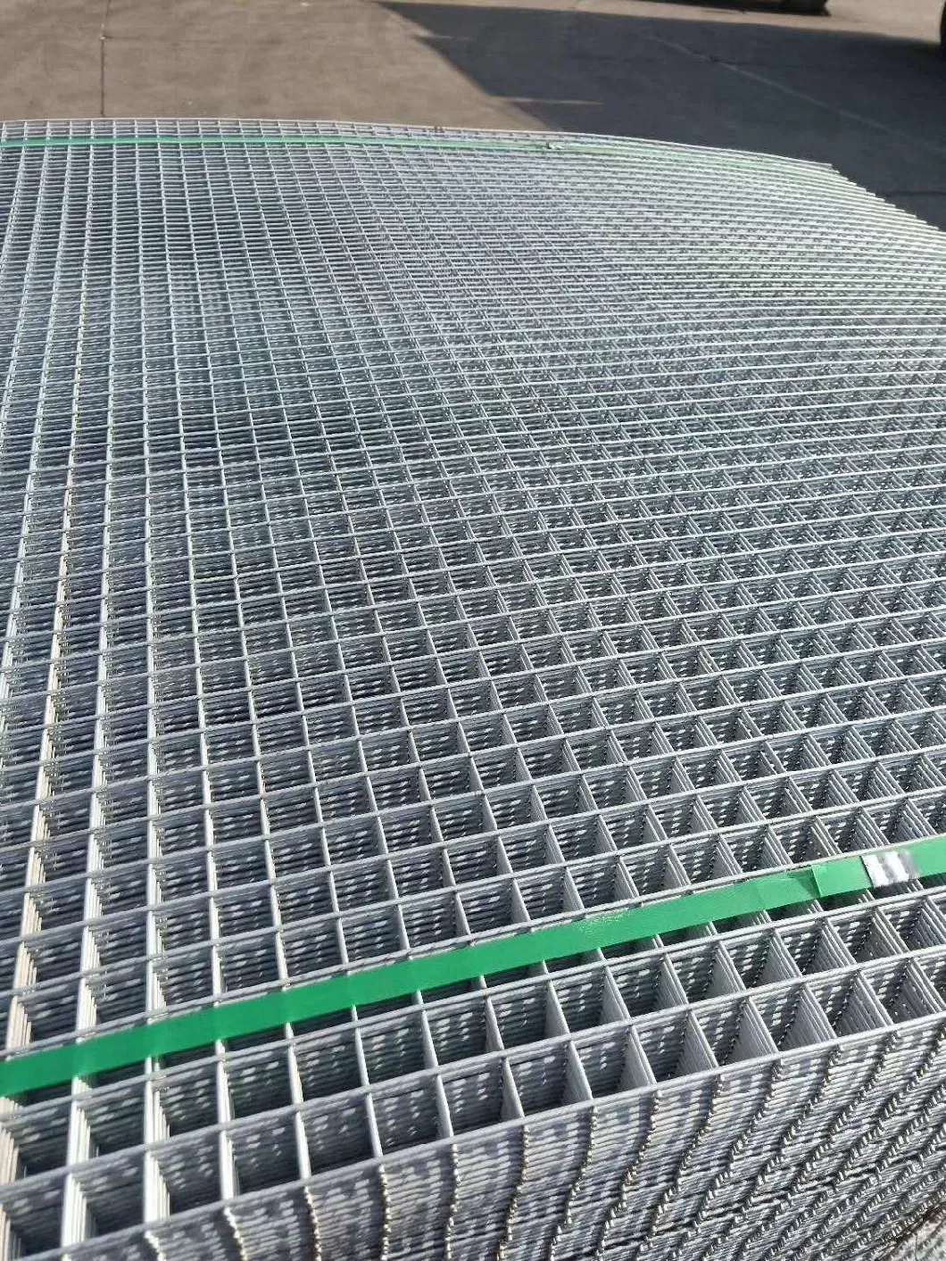 Alto alambre soldado con autógena galvanizado de refuerzo Mesh Sheet de 10 de x 10 cm para la construcción 1