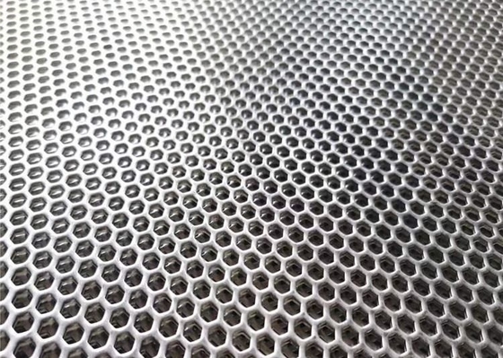 hoja de metal perforada perforada de acero inoxidable de 1.4m m por el ISO