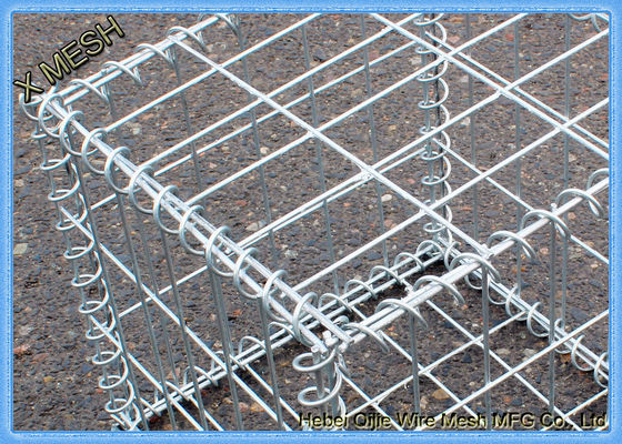 Cestas de Gabion soldadas galvanizadas calientes que retienen los espirales / los helicoidals de la pared conectados