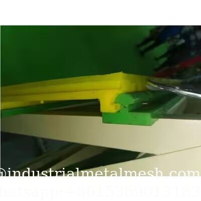 La pantalla modular de poliuretano de alta resistencia al desgaste WS85 300x305mm / 300x610mm / 300x800mm Material MDI