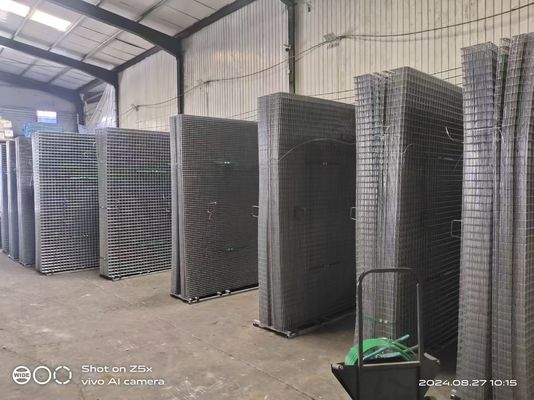Alambre soldado con autógena galvanizado sumergido caliente Mesh Panel construcción de los 8ft de los x 4ft 4m m