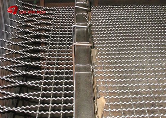 Alta resistencia a la tracción 8x13mm abertura de acero inoxidable de malla de alambre acribillado
