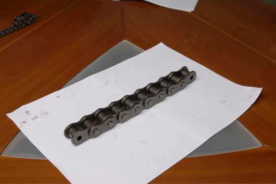 C45 Cadenas de rodillos de paso único para un rendimiento duradero y duradero