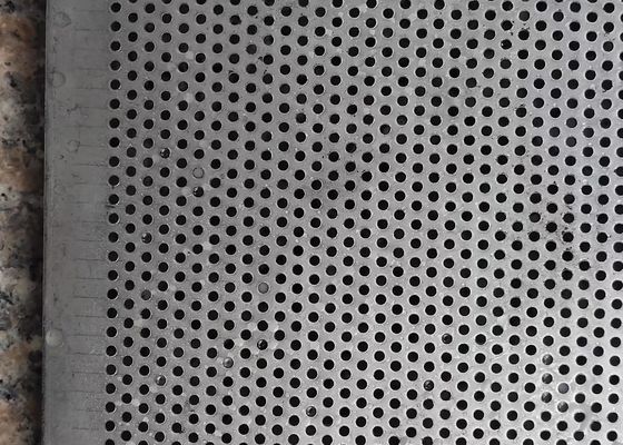 0.6mm agujero 80mm de ancho de acero inoxidable hoja perforada agujero redondo