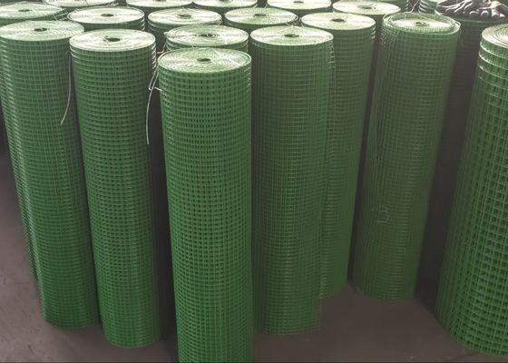 El Pvc cubrió la malla de alambre galvanizada del hierro del diamante 0.5m m