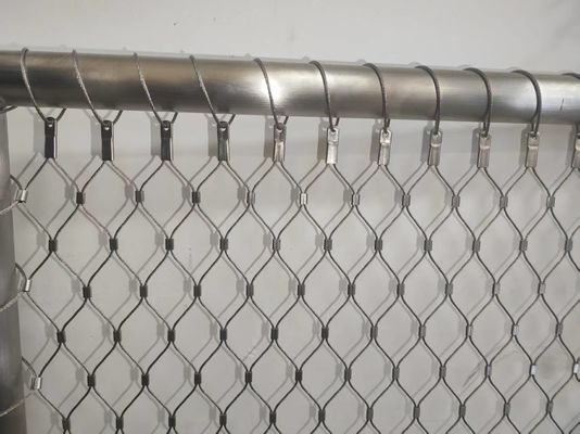 X flexible tiende la cuerda de acero Mesh For Balustrade de 1.2m m