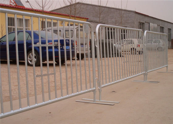 La obra clásica galvanizó las barreras de acero del control de multitudes de la barricada/del metal
