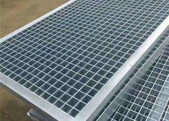 Reja de acero galvanizada sumergida caliente al aire libre para cercar