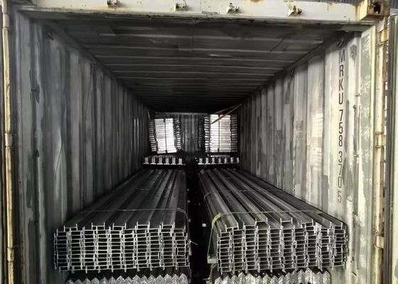 Cerca galvanizada sumergida caliente 2400hx2300l de la palizada del perfil de W para la torre de la célula