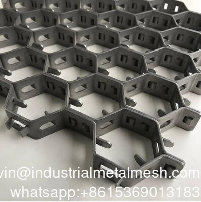 1.4845 Hex Metal para armaduras para revestimientos antiabrasivos. Barras de 2,0x25mm. 48mm malla hexmetal. 1000x1000mm.