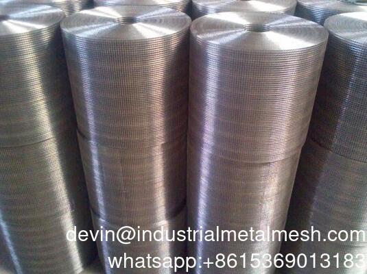 Rolos y paneles de malla de alambre de hierro soldados con recubrimiento de PVC galvanizado electro y sumergido en caliente