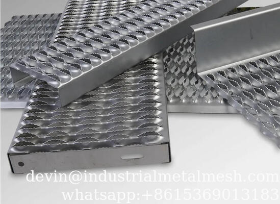 Nonslip Grip Strut used as Safety Grating from Tec-Sieve