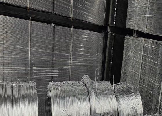 La jaula de pájaros galvanizada soldada con autógena electro soldó con autógena el alambre Mesh Multifunctional del hierro