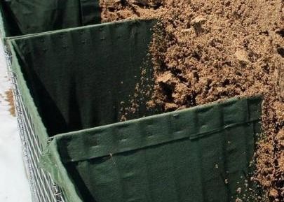 Barrera soldada con autógena galvanizada sumergida caliente defensiva de la arena de Hesco del alambre de la milipulgada 12