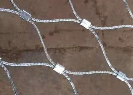 7X7 X tienden la cuerda de alambre de acero inoxidable flexible 316l Mesh Netting