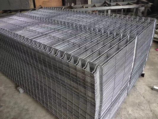 4x4 tejido perforado soldó con autógena el alambre Mesh Galvanized For Garden Fence