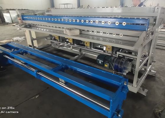 Anchura automática soldada con autógena de la soldadora de la malla de la cerca del rollo del panel de la construcción el 1-6m