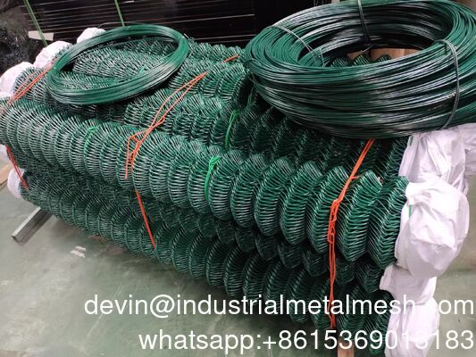 China Fabricante cerco de enlace de cadena galvanizado con alambre de púas