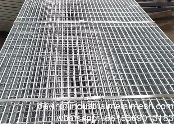 Plataforma de malla de acero de techo de 30 x 100 mm de acero de rejilla de acero marino de forma plana