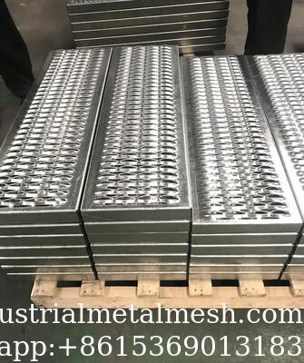 Grilla de seguridad de aluminio perforada de tabla de agarre de apoyo para azoteas pasarelas de pasarelas