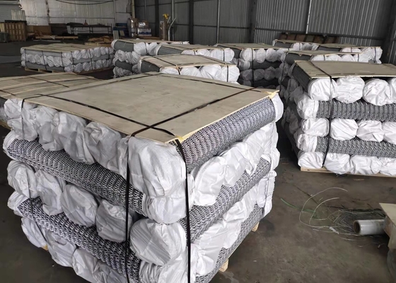 Paquetes completos duraderos de la cerca de la alambrada del sistema completo revestido de vinilo de 10 pies de alto